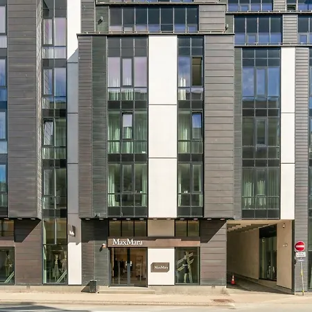 Easyrooms Dzirnavu * リガ