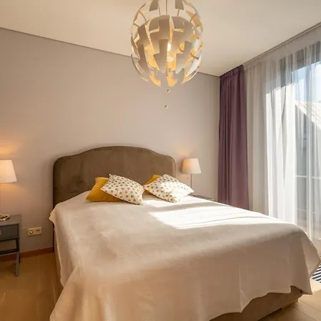 Easyrooms Dzirnavu Riga