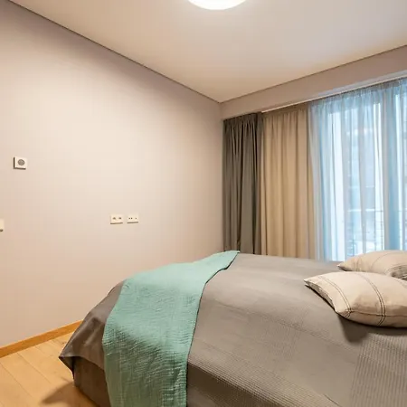 Easyrooms Dzirnavu Riga