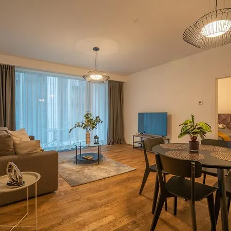 Easyrooms Dzirnavu Riga