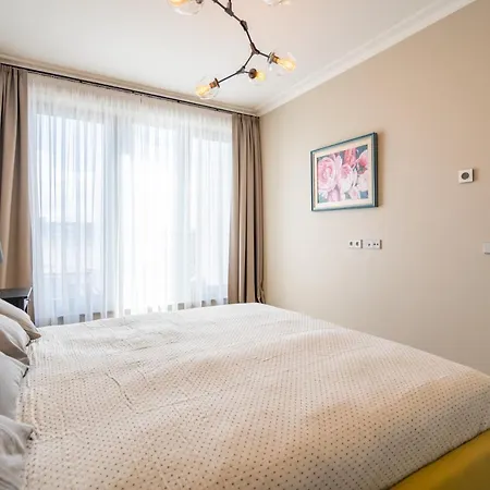 Easyrooms Dzirnavu Riga