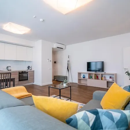 Easyrooms Dzirnavu * Ryga