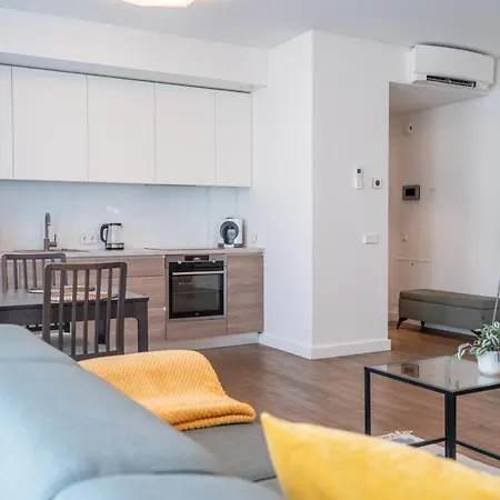 Easyrooms Dzirnavu Apartment *