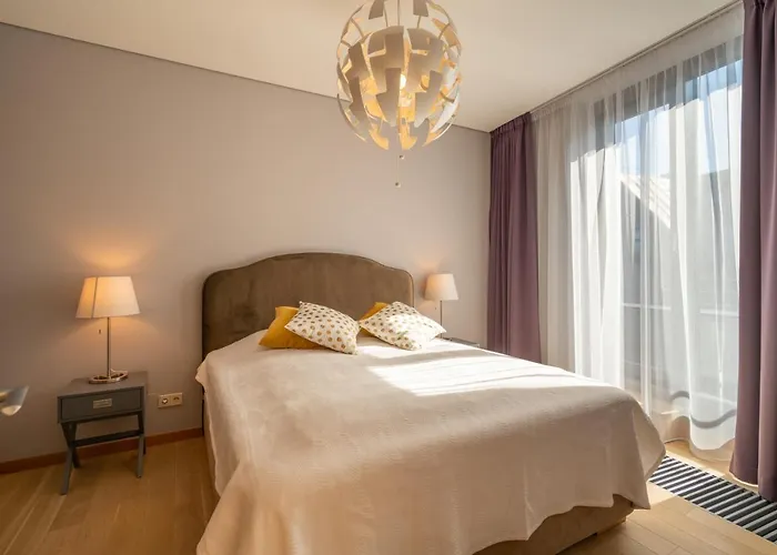 Easyrooms Dzirnavu Riga