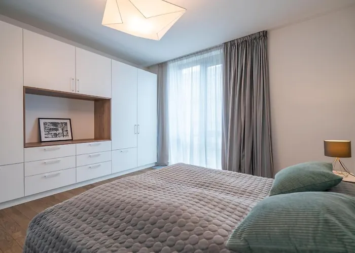 Easyrooms Dzirnavu Riga