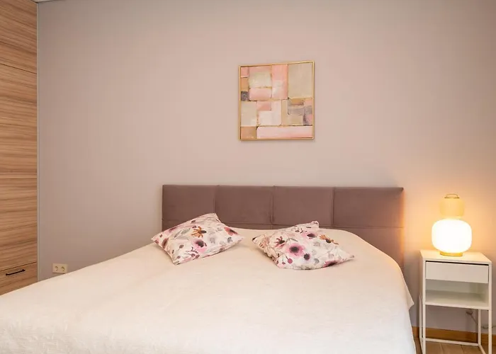 Easyrooms Dzirnavu * Riga