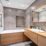 Easyrooms Dzirnavu 里加