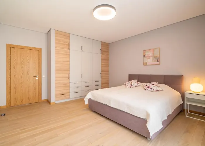 Apartment Easyrooms Dzirnavu Riga